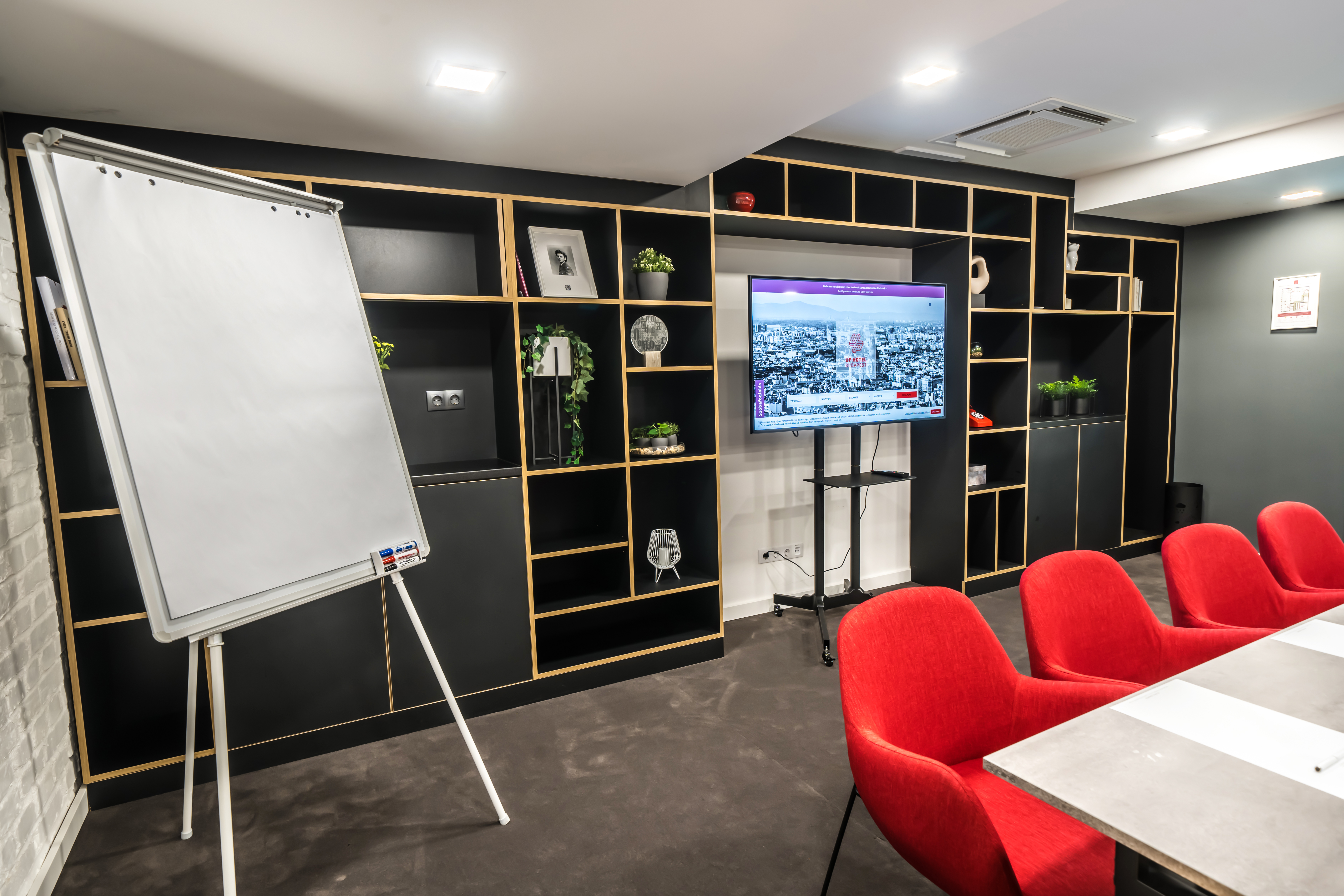 Up Hotel Budapest