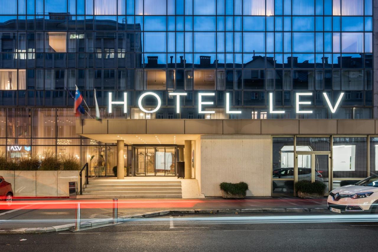 Hotel Lev