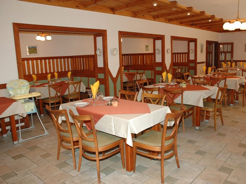 Bakony Hotel