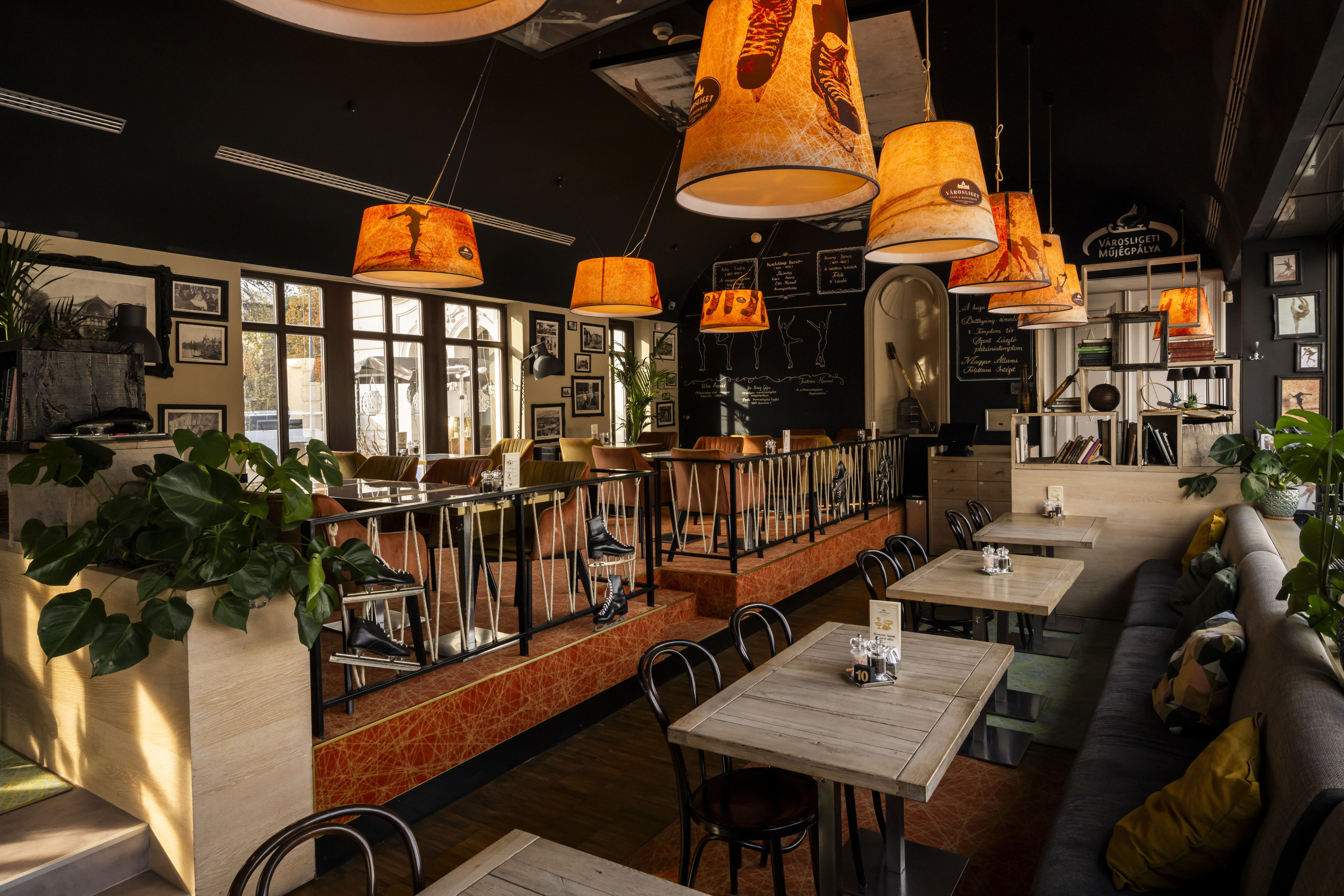 Városliget Café & Restaurant