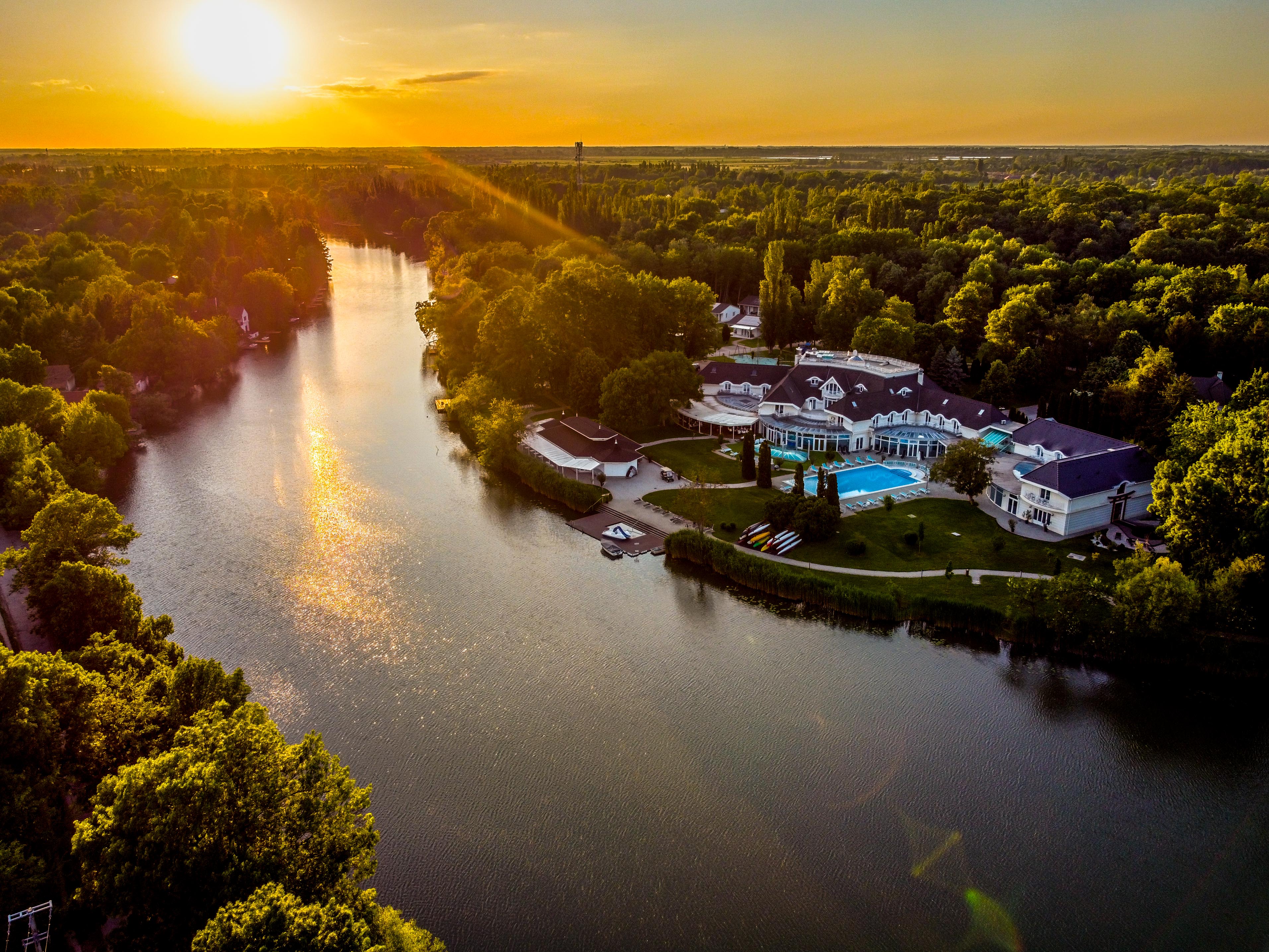 Liget Wellness és Konferencia Hotel