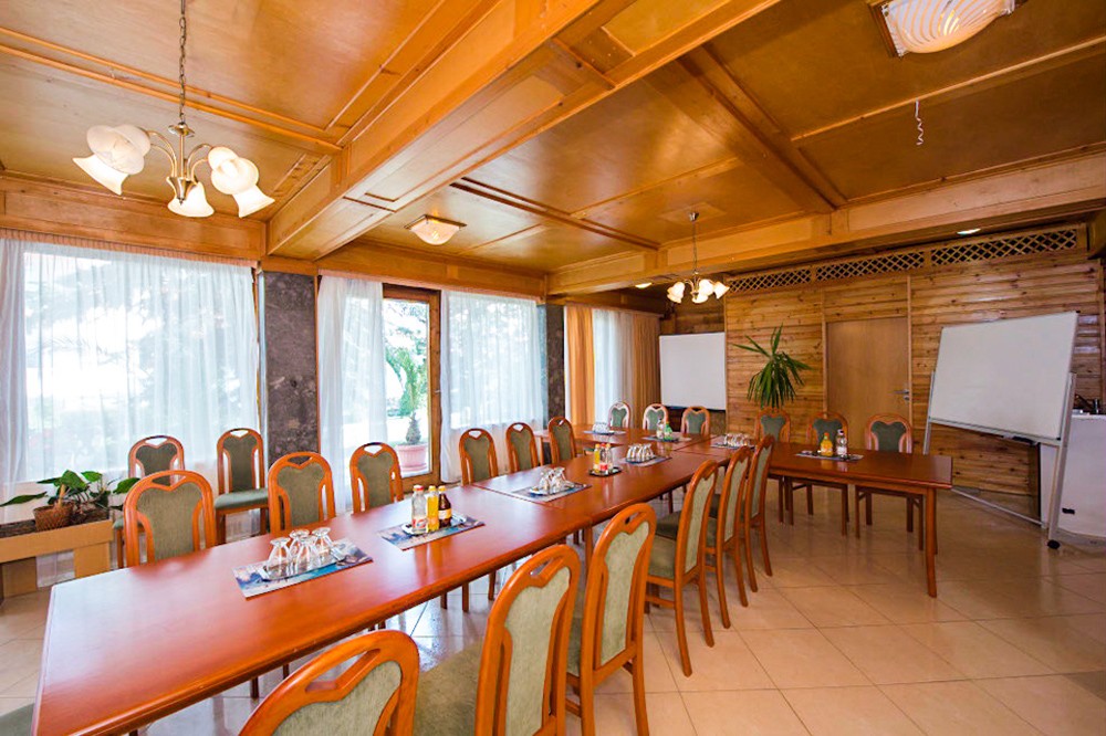 Majerik Hotel