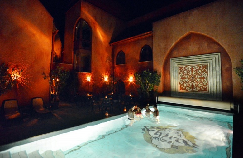 Shiraz Hotel