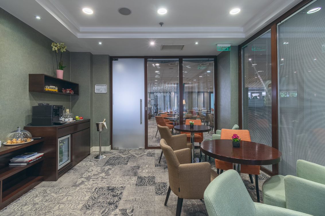 Lion's Garden Hotel