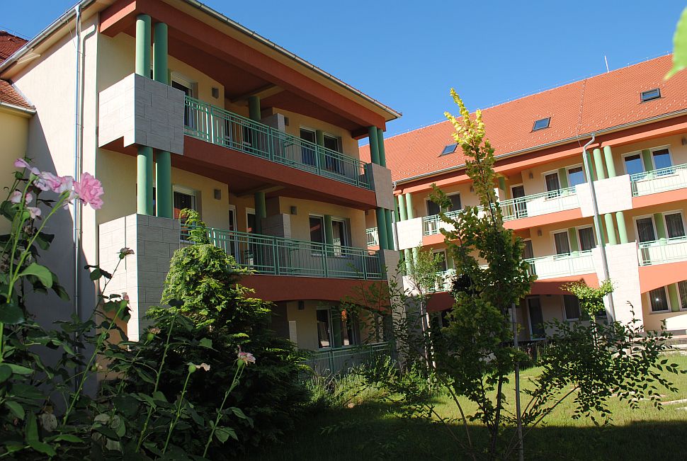 Hotel Makár