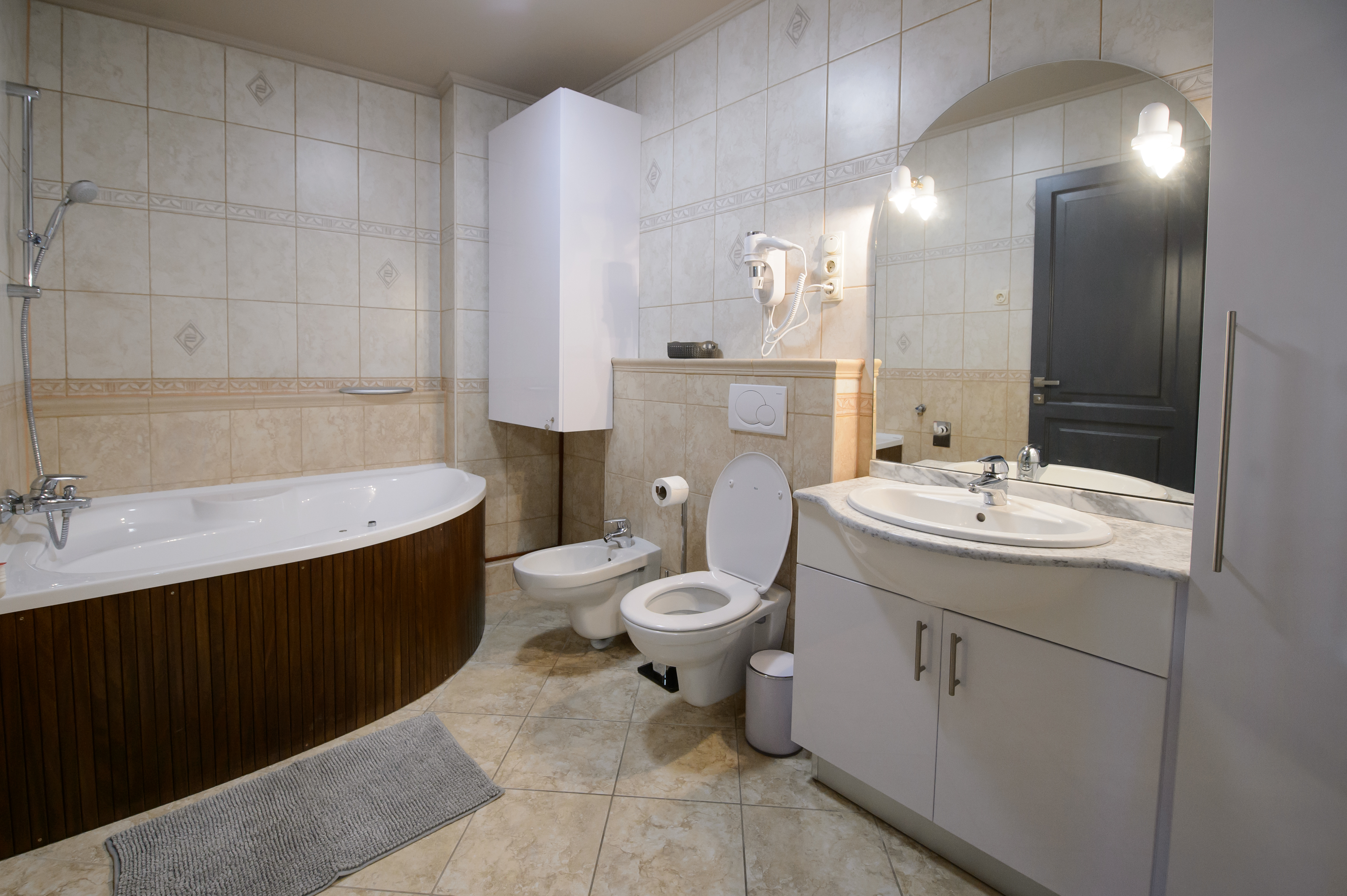 HR Apartmanház