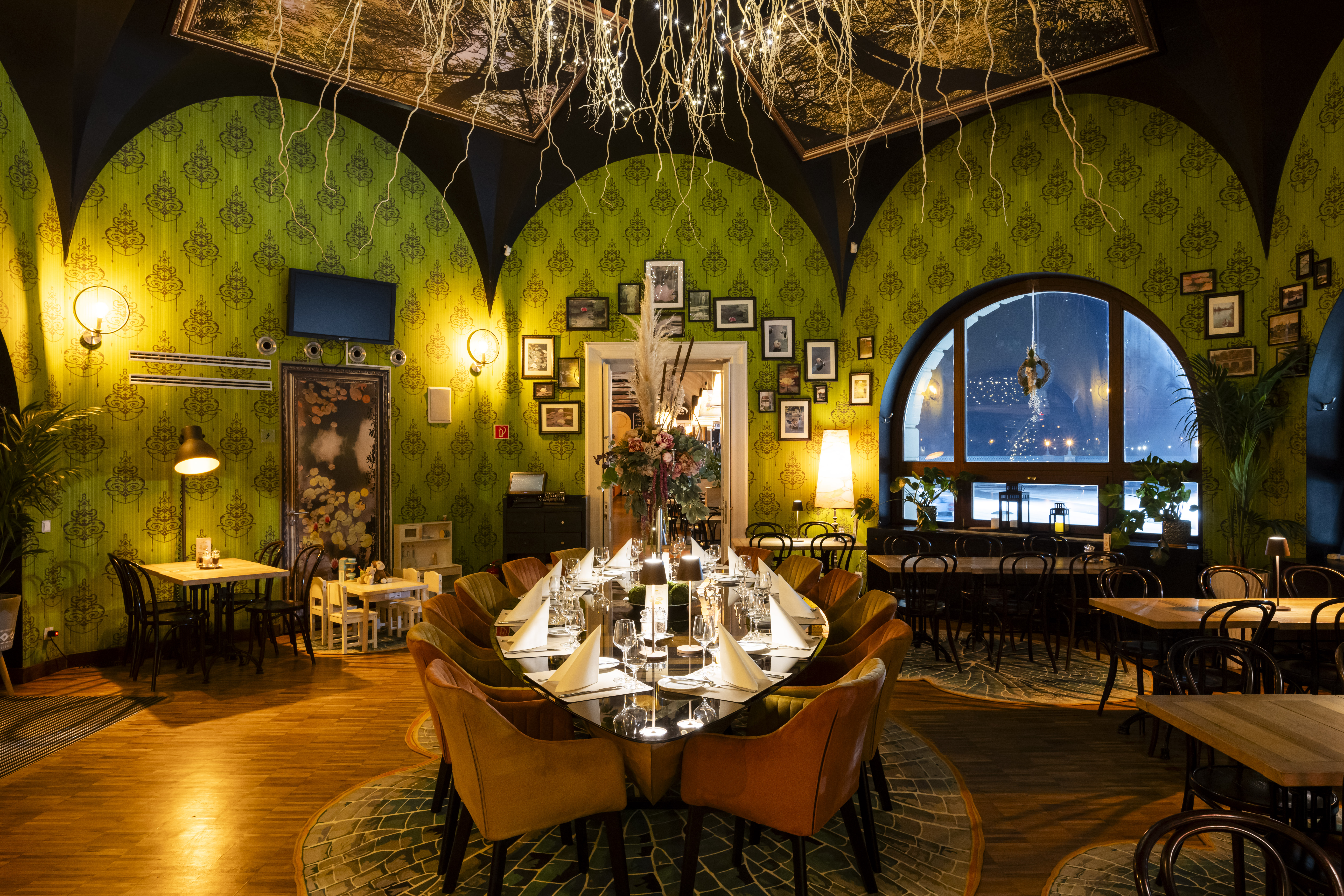 Városliget Café & Restaurant