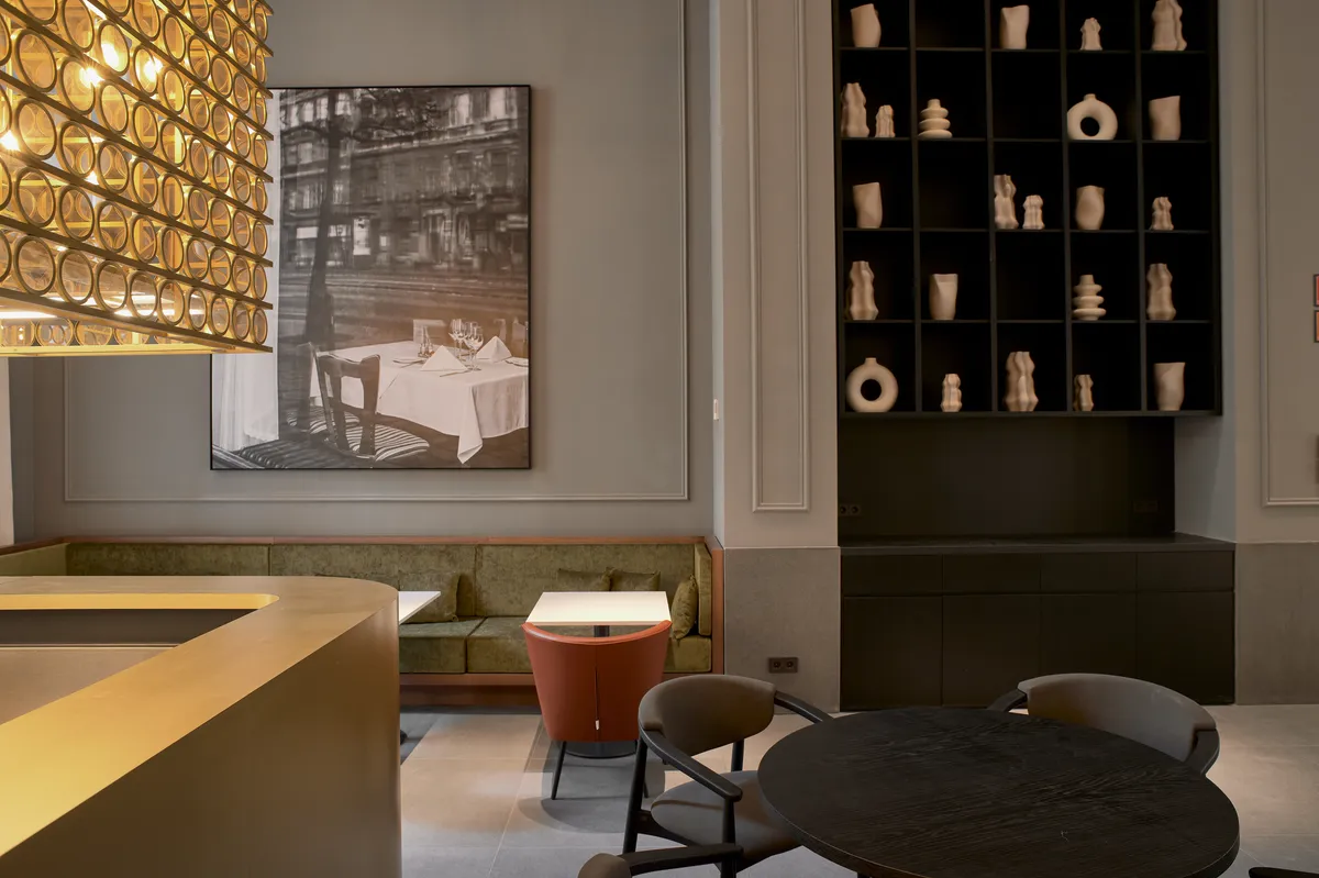Kozmo Hotel Suites & Spa