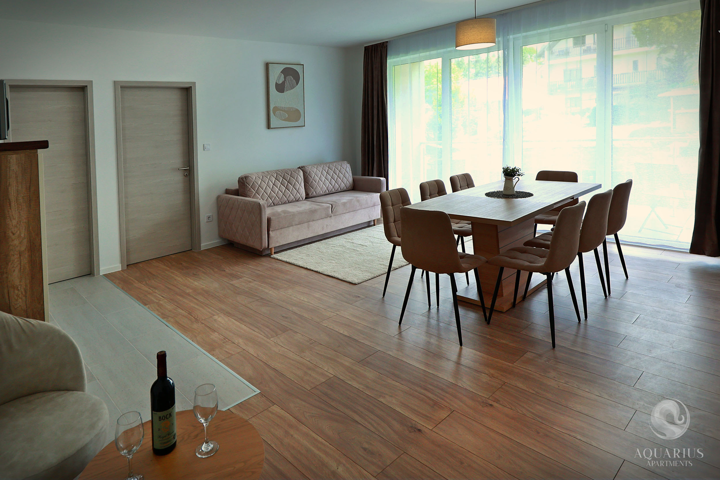 Aquarius Apartments