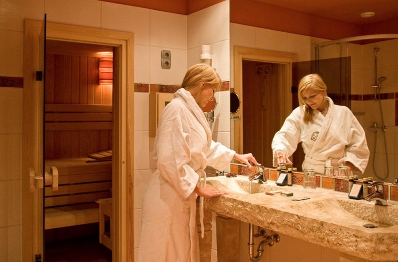 Shiraz Hotel