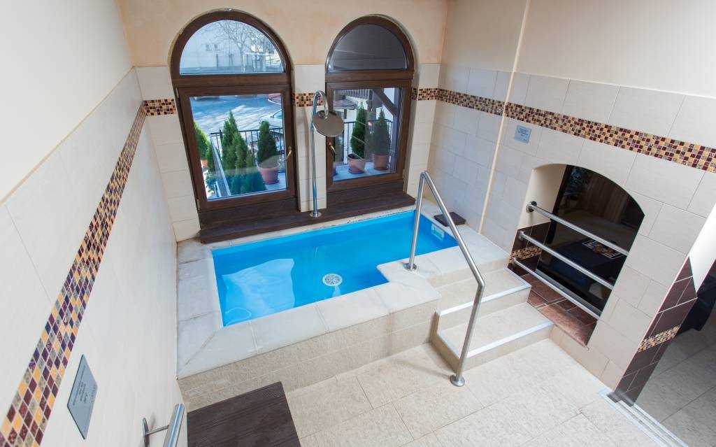 Révész Hotel