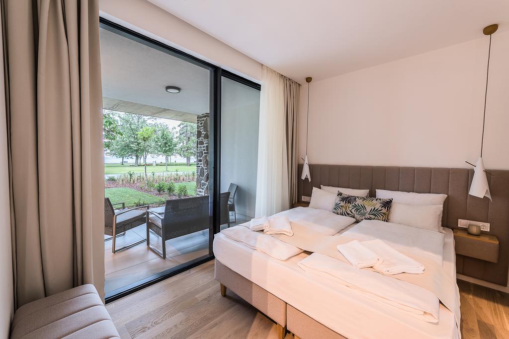 OliverLux Aparthotel Tihany
