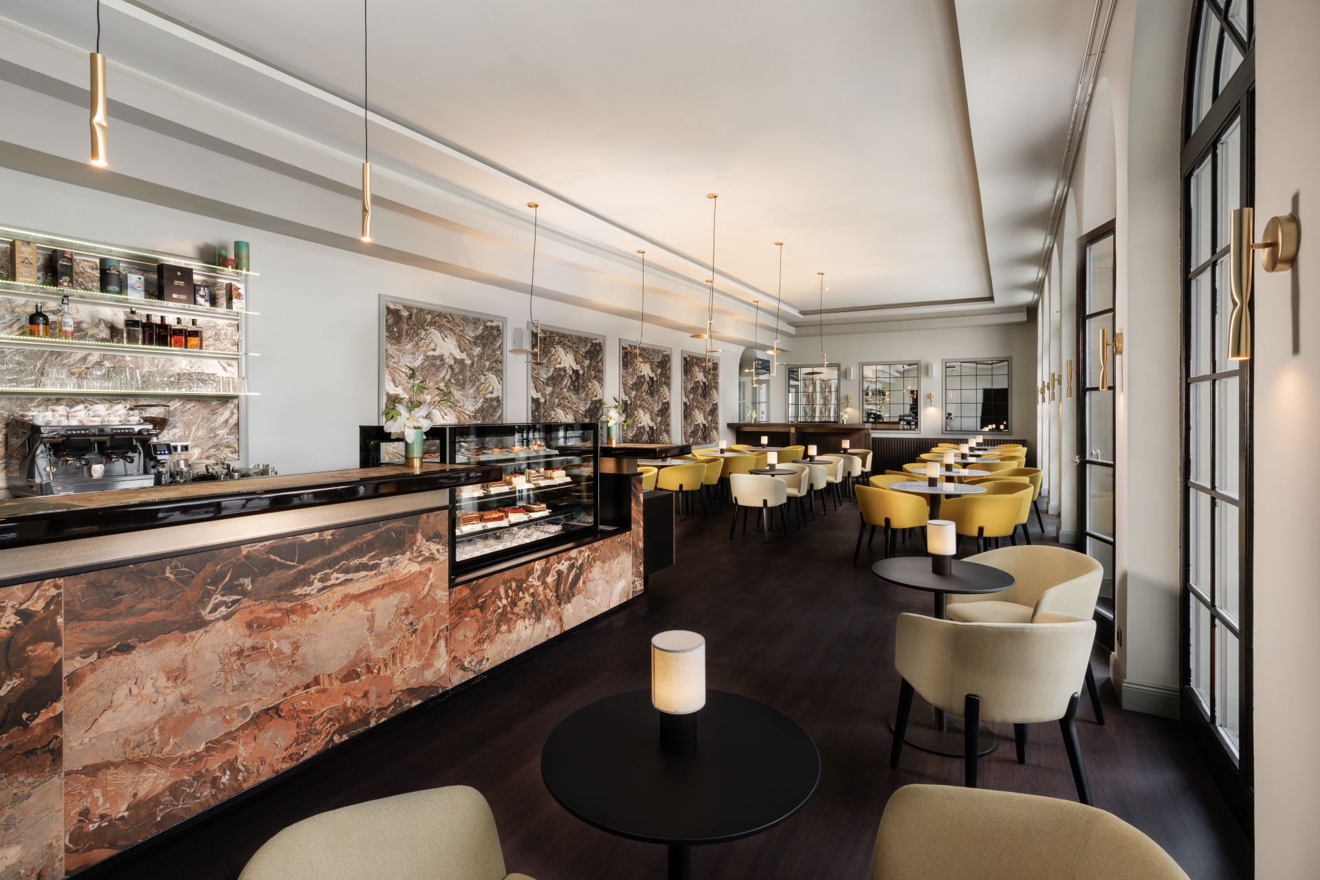 Anna Grand Hotel