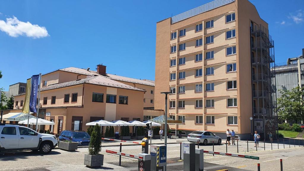 Hotel Piramida