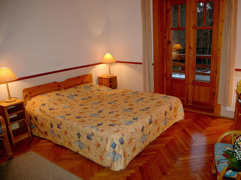 Bakony Hotel