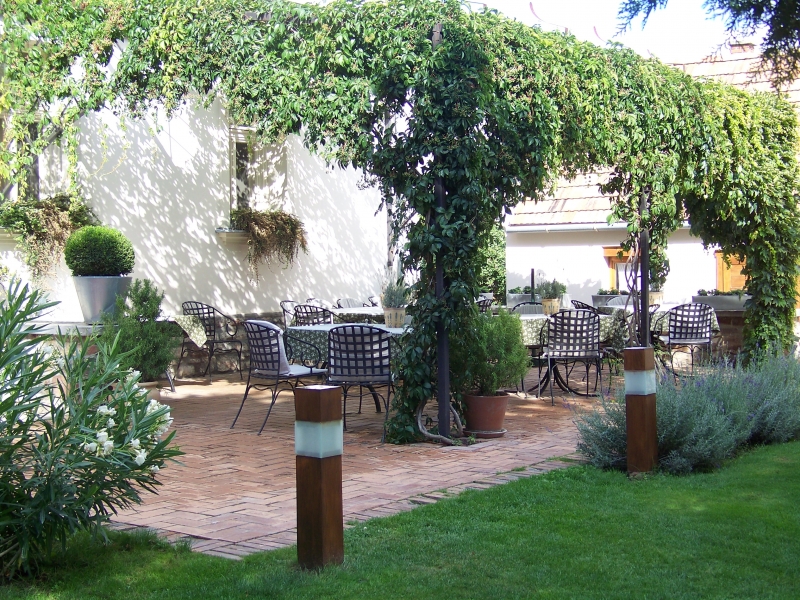 Káli Art Inn Hotel