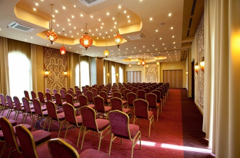 Shiraz Hotel