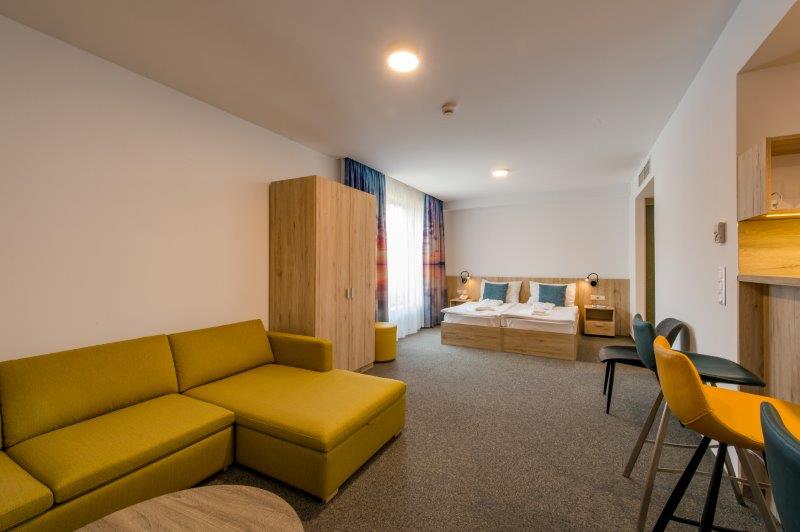 Akadémia Hotel