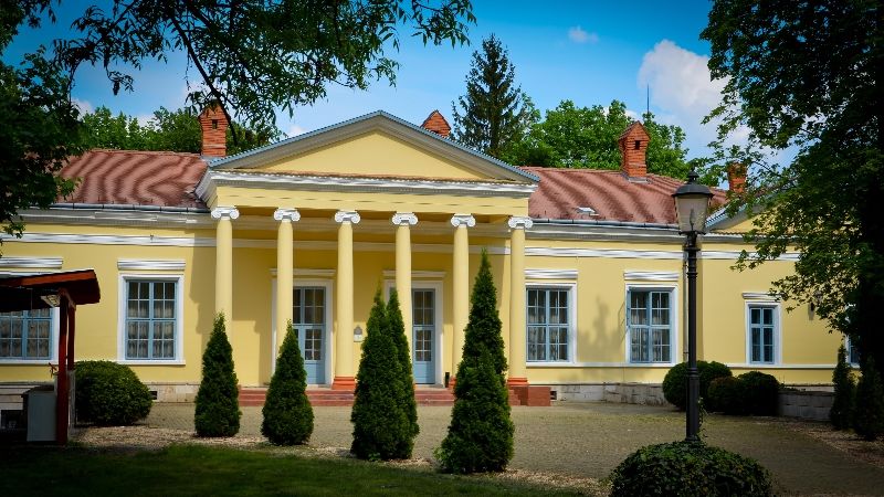 Fenyőharaszt Kastélyszálló