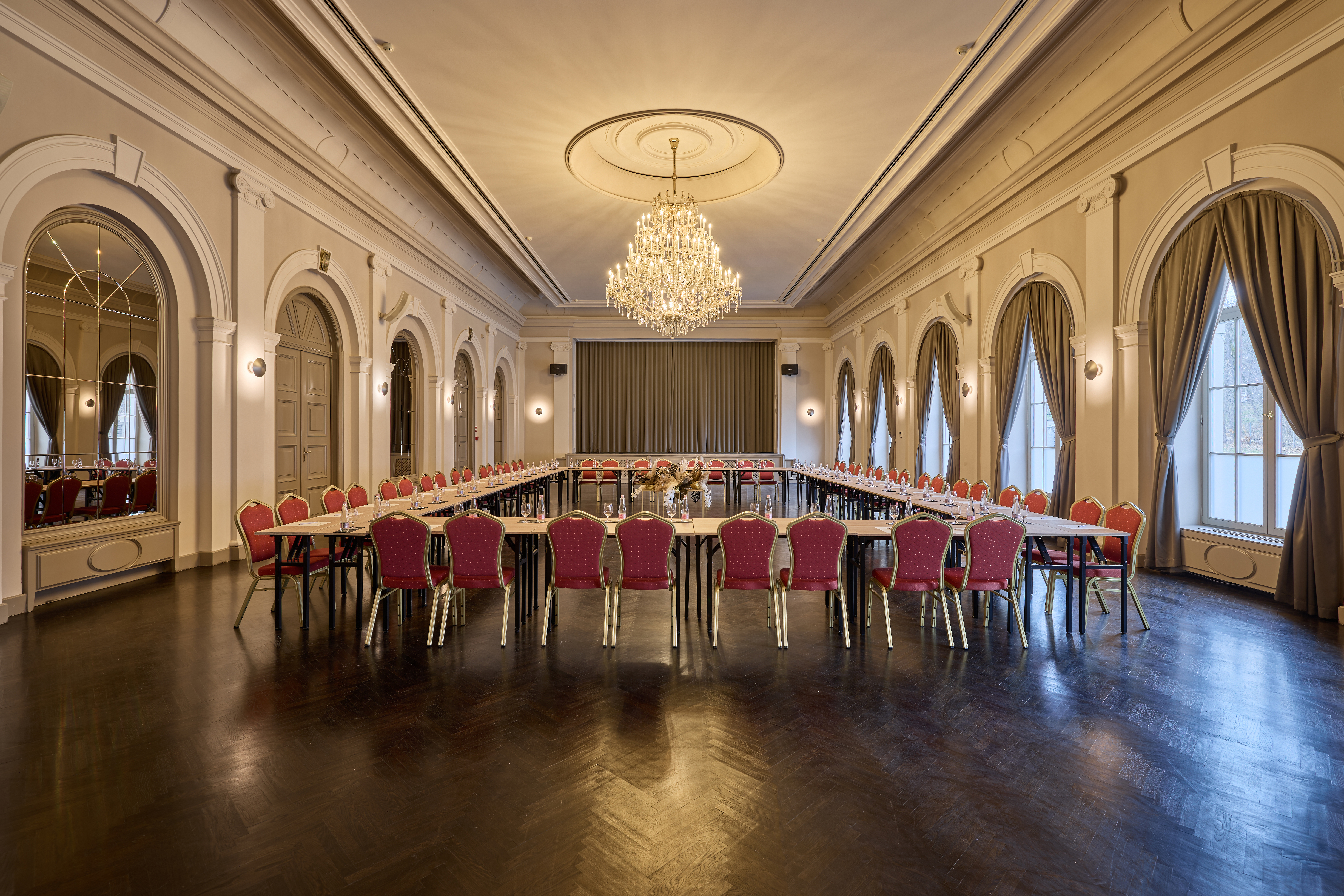 Anna Grand Hotel