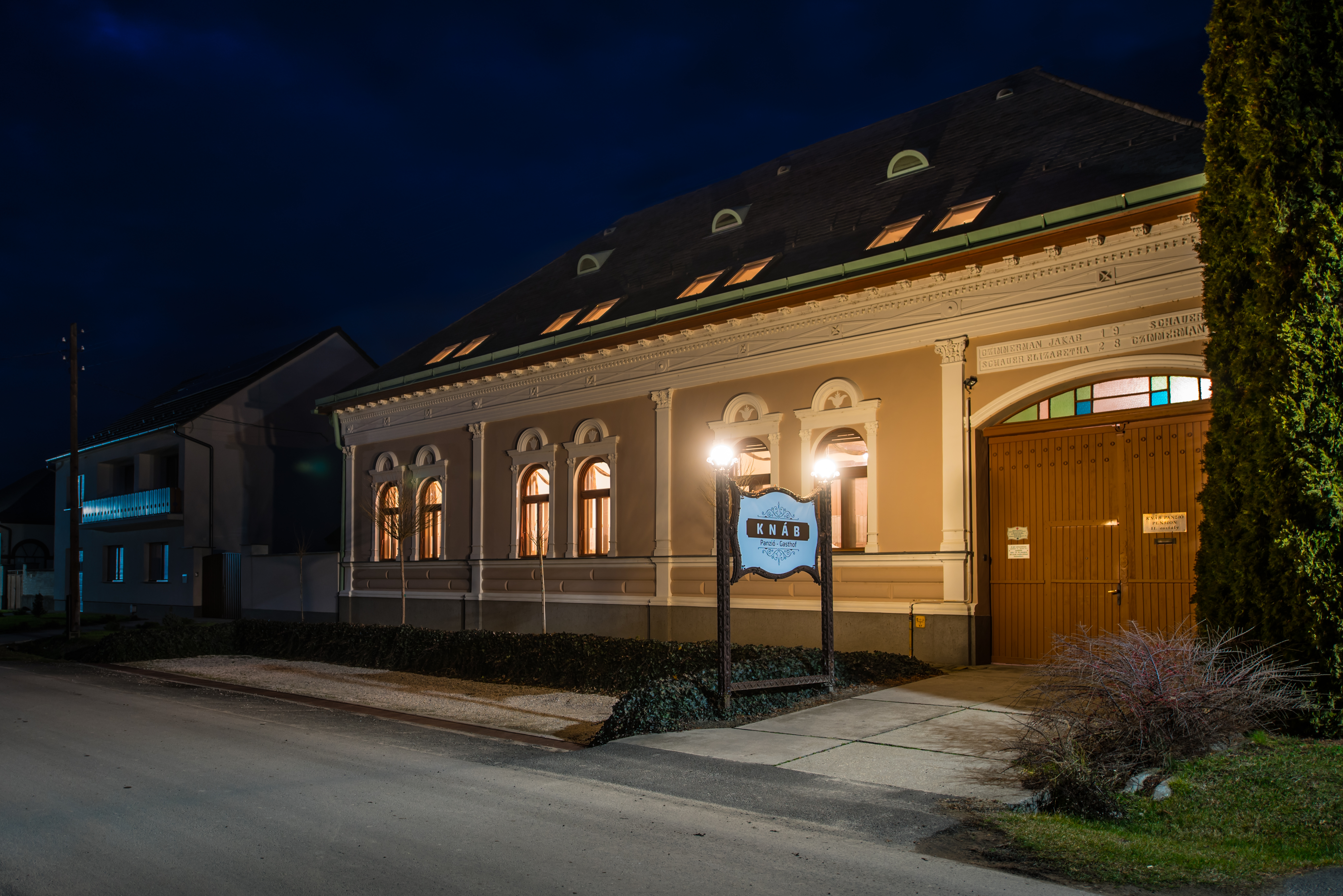 Knáb Panzió