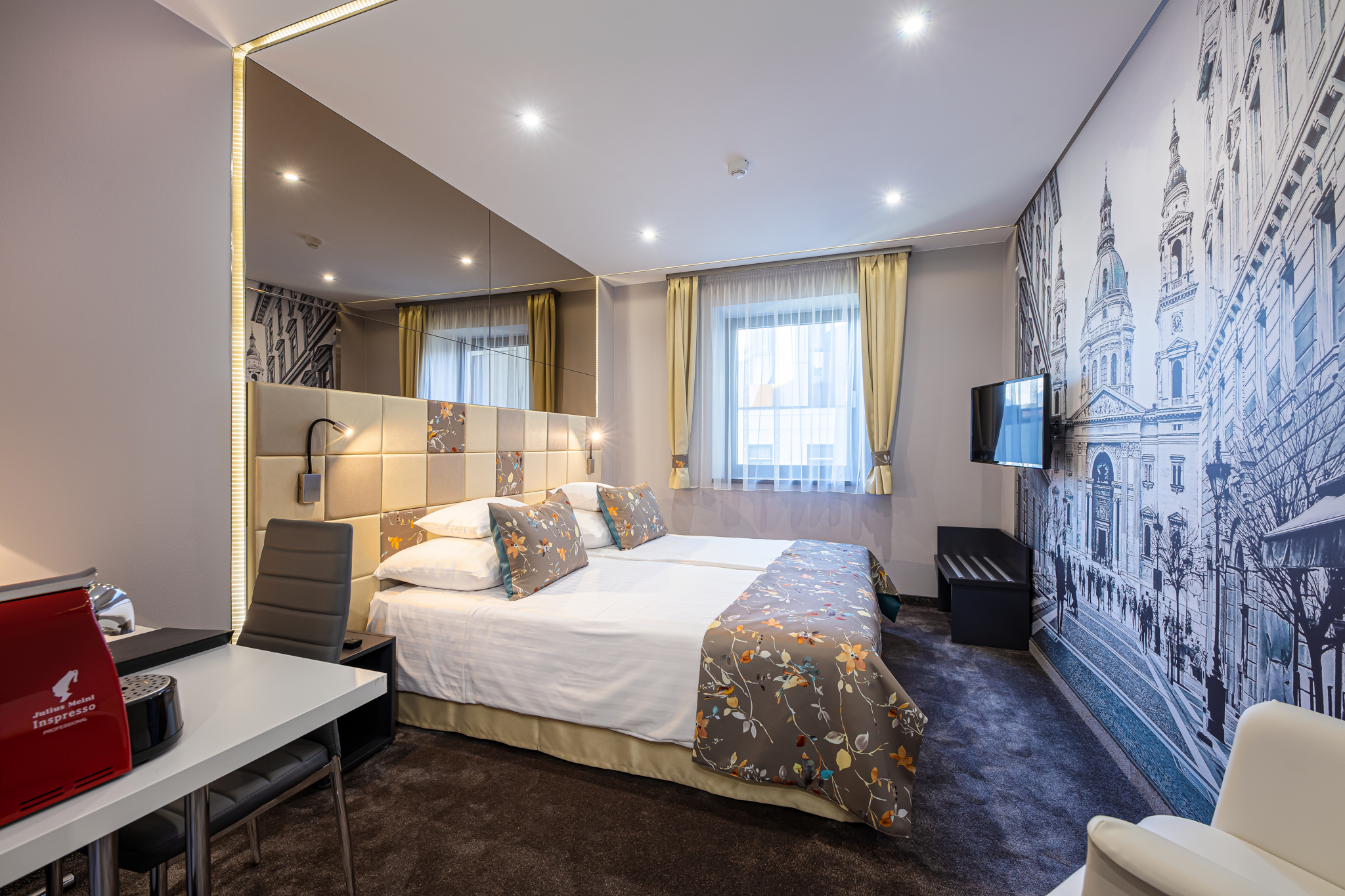 Hotel President