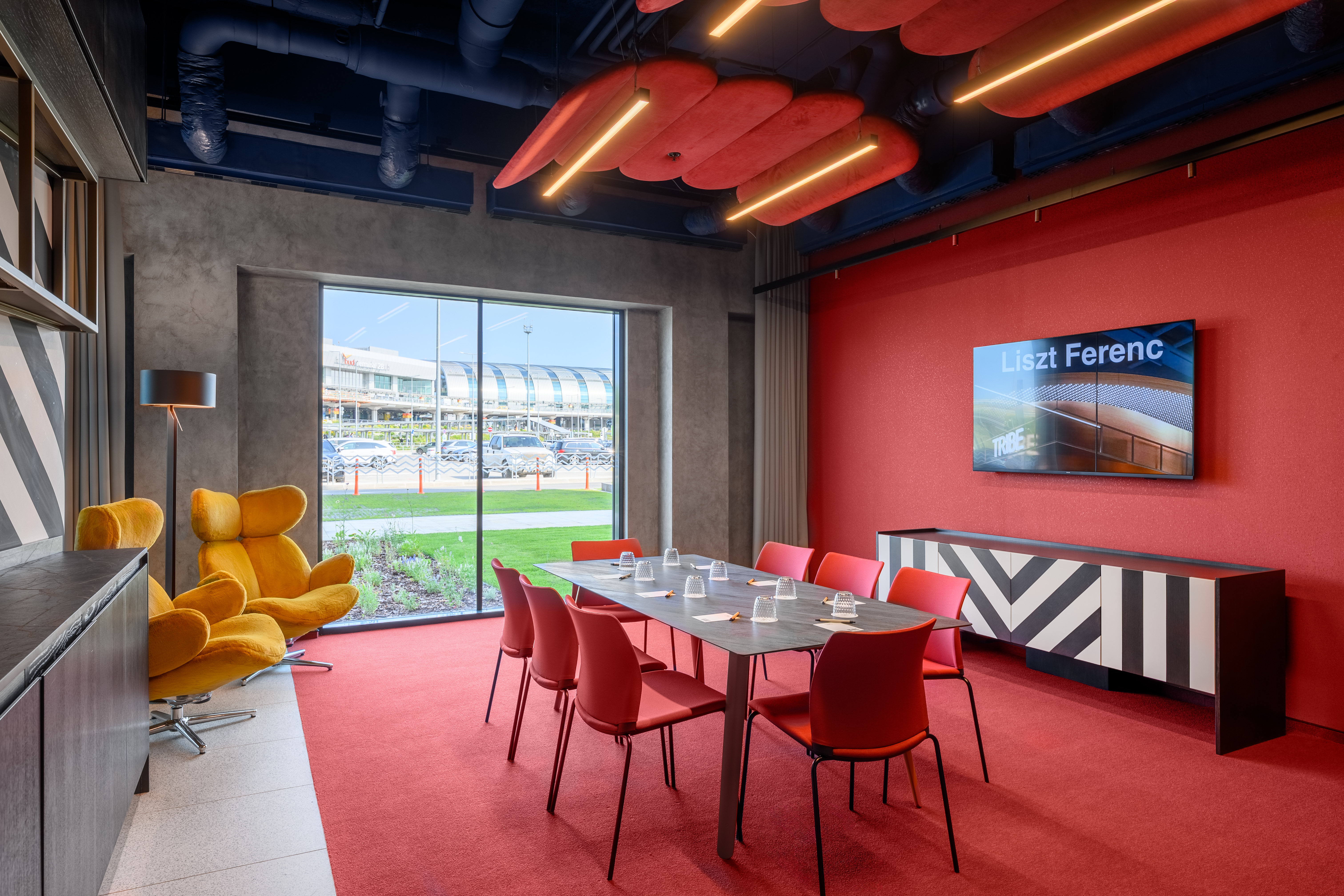 TRIBE Budapest Airport Hotel