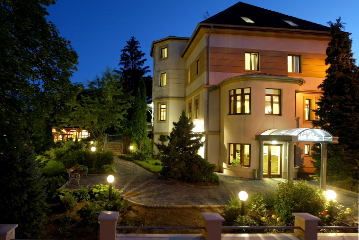 Hotel Villa Völgy