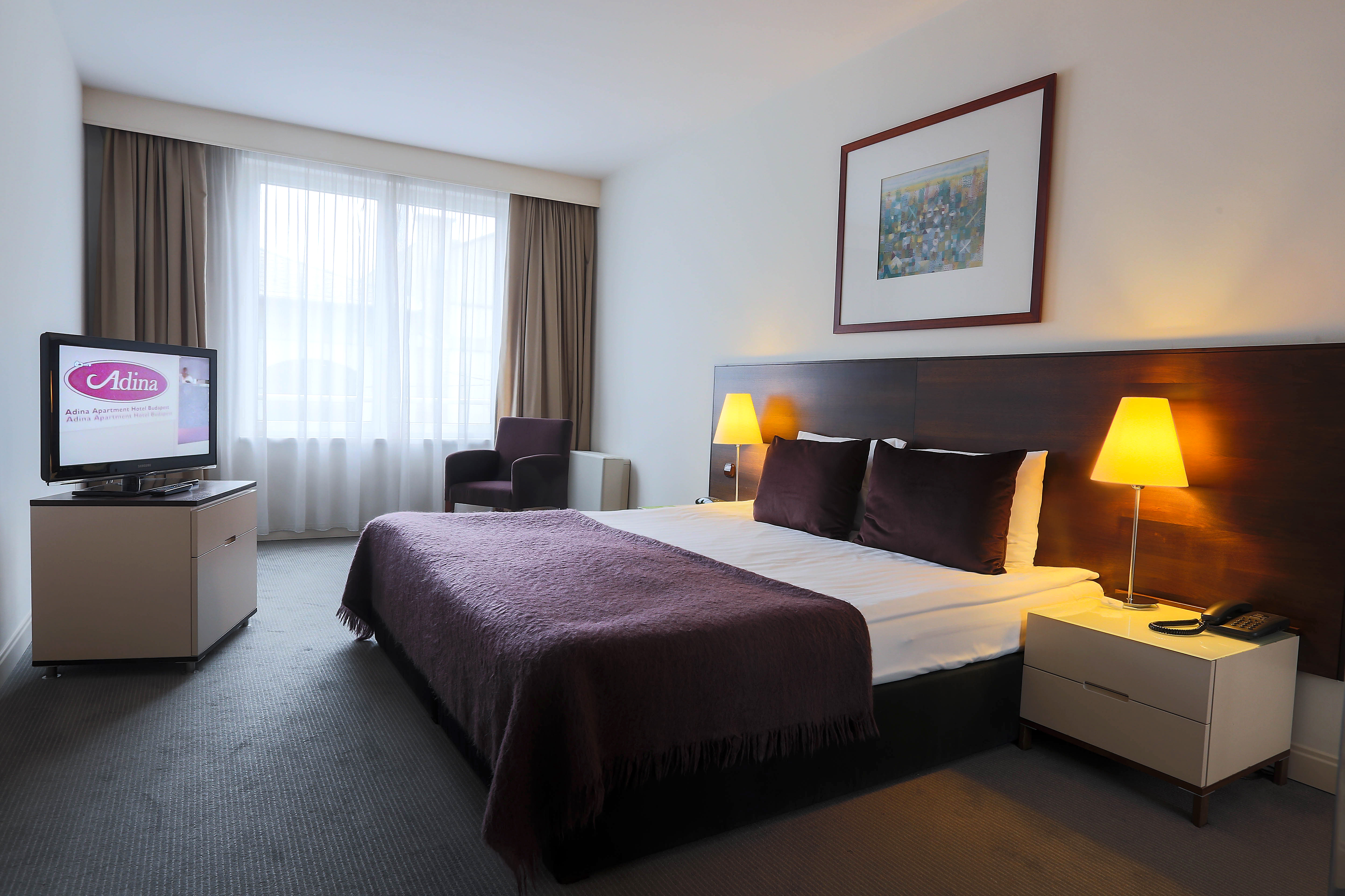 Adina Apartment Hotel