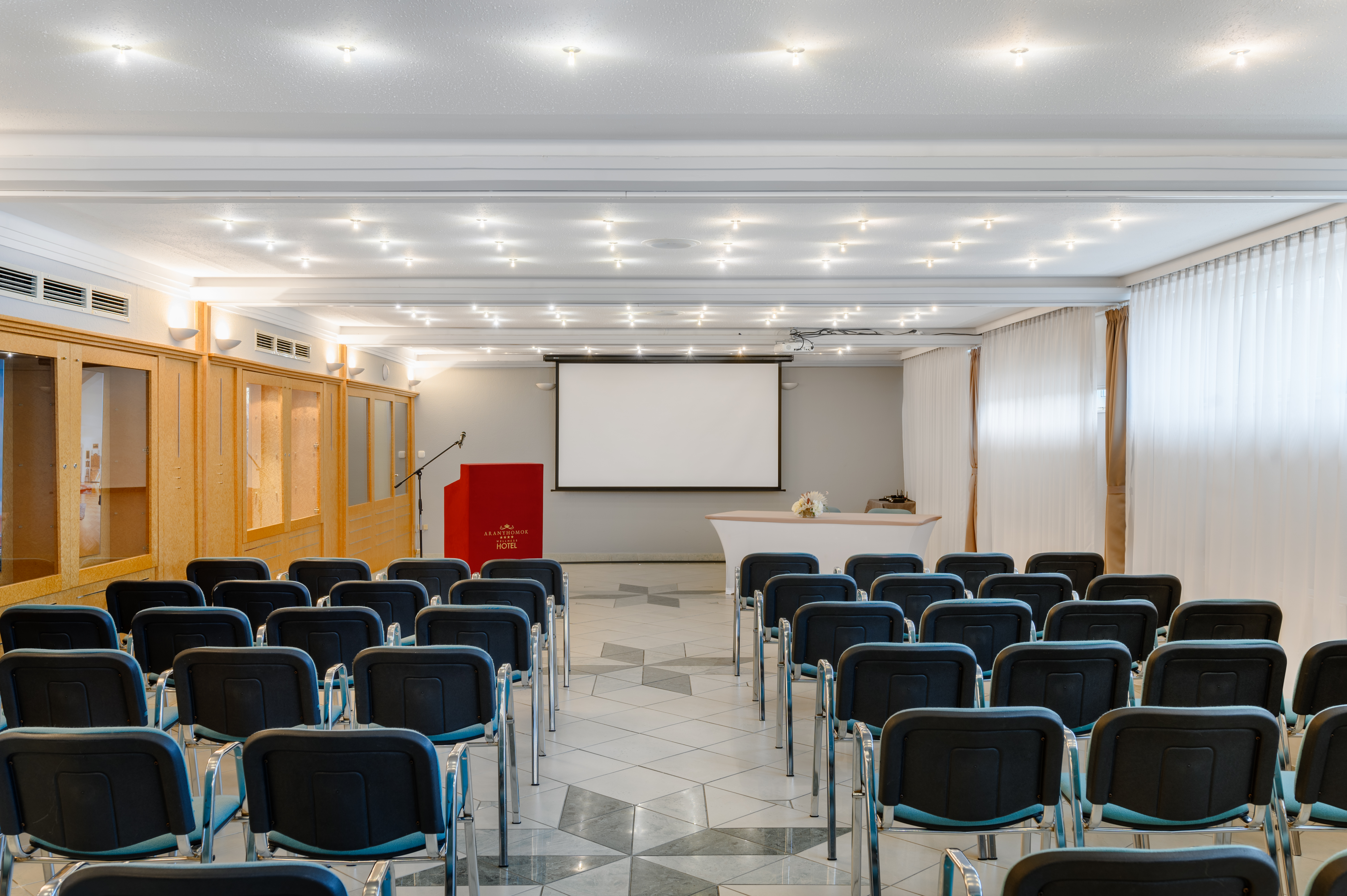 Aranyhomok Hotel Business & Relax