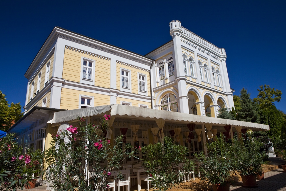 Astoria Hotel