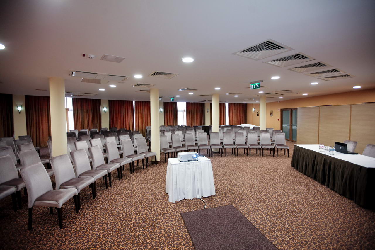 Colosseum Hotel