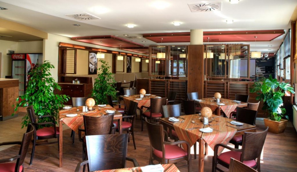 Famulus Hotel