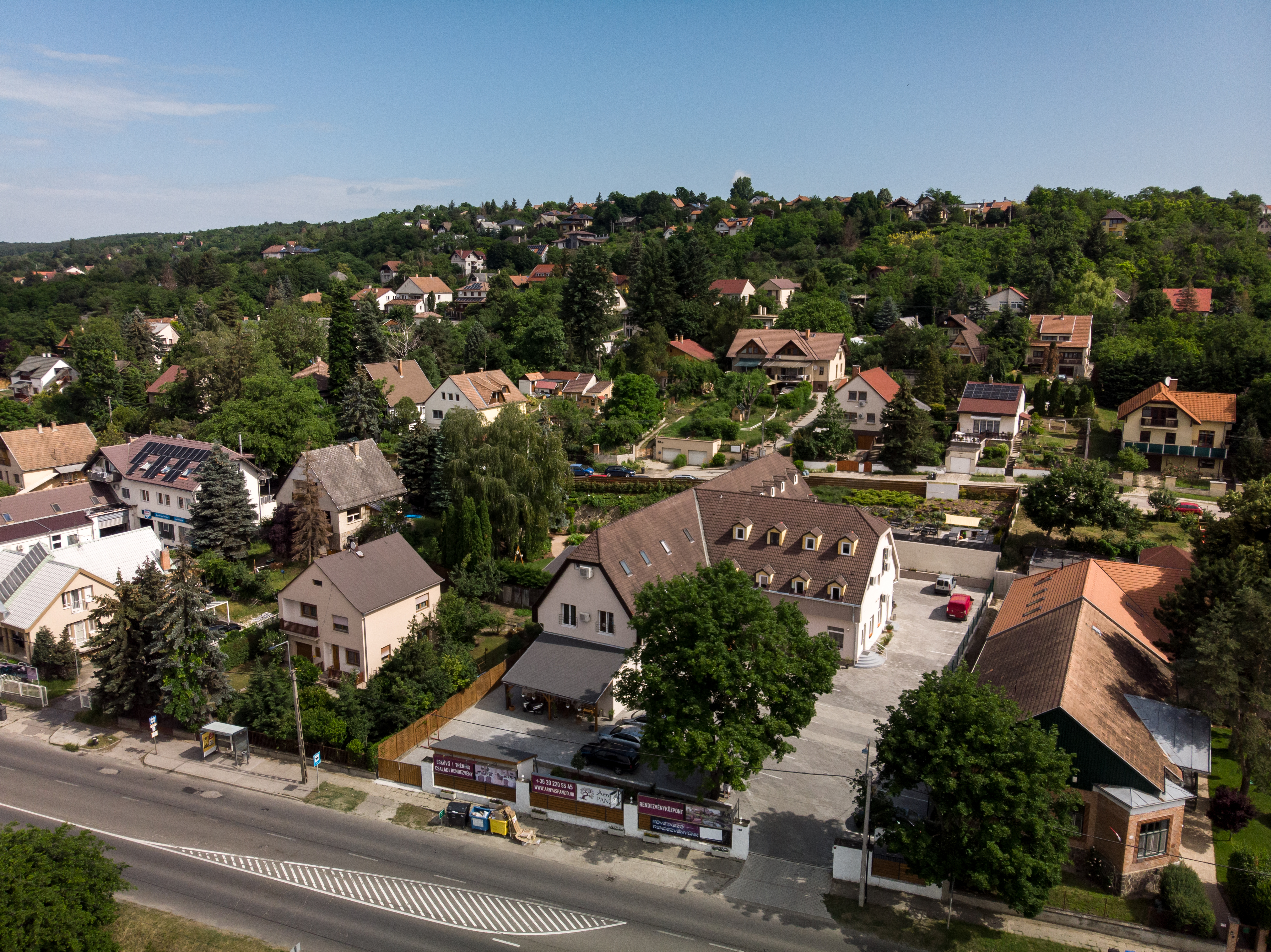 Árnyas Panzió és Rendezvényközpont