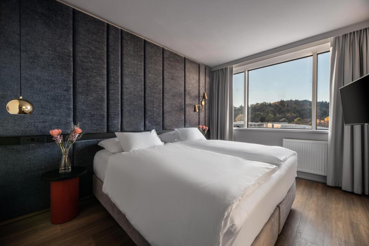 Hotel Lev