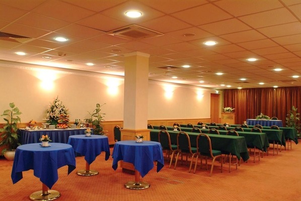 Hotel Hungaria City Center
