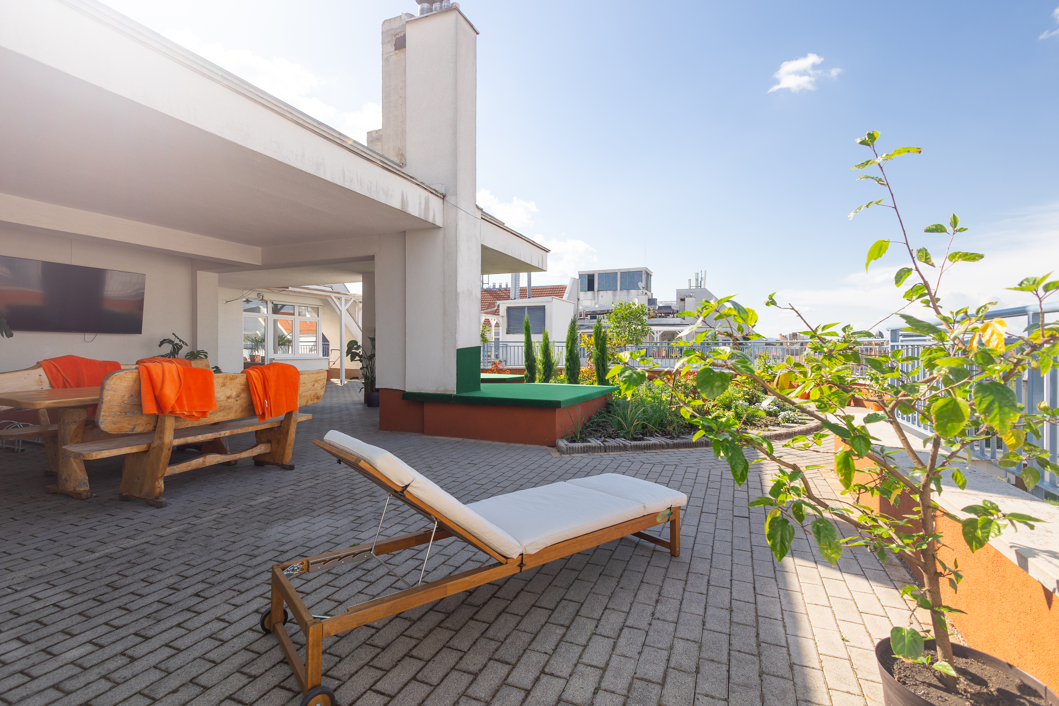 Rooftop City Residence