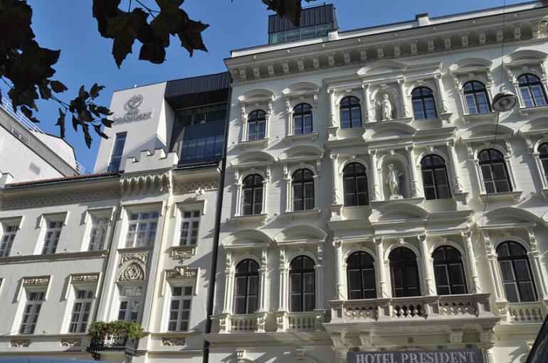 Hotel President
