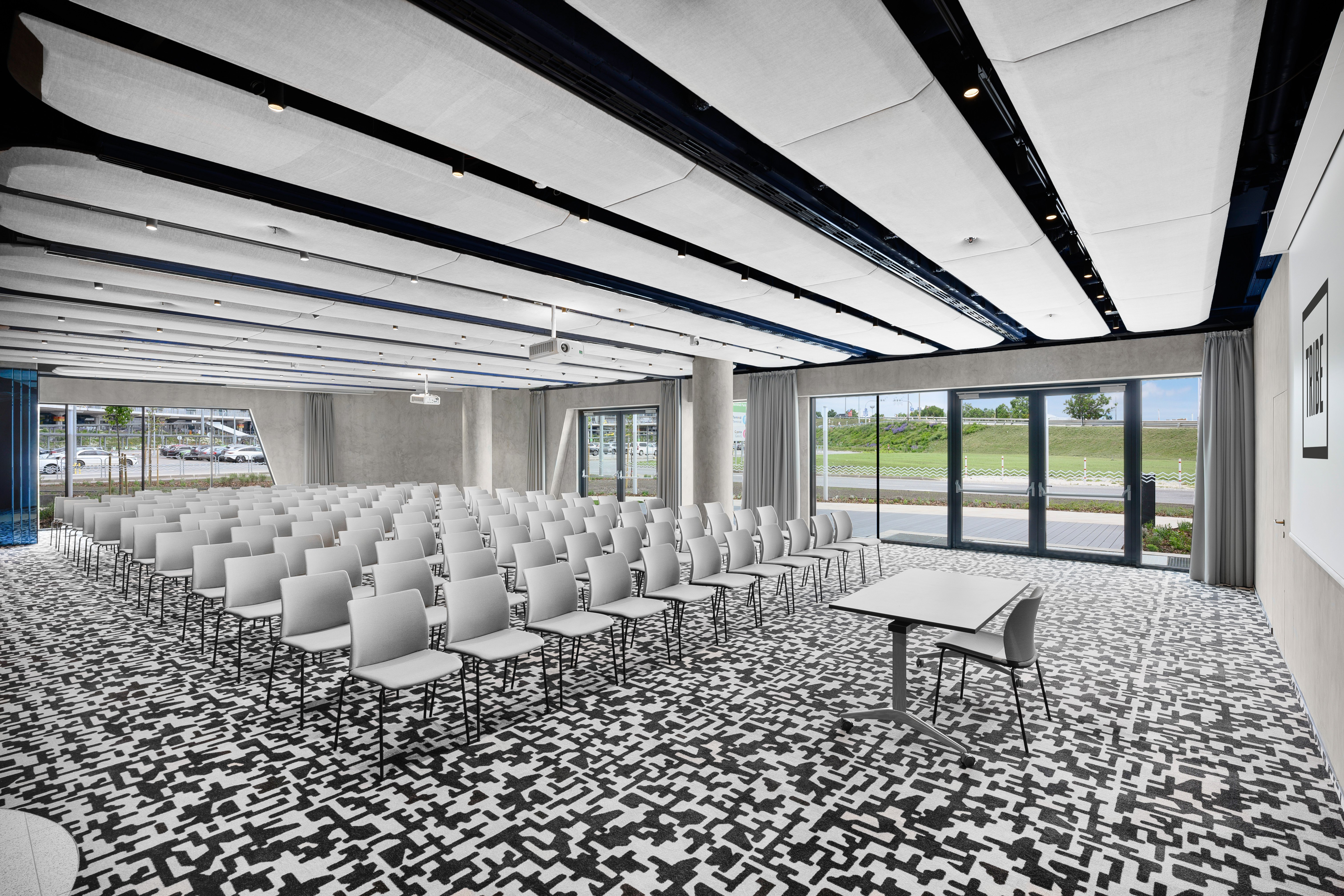 TRIBE Budapest Airport Hotel konferenciahotel