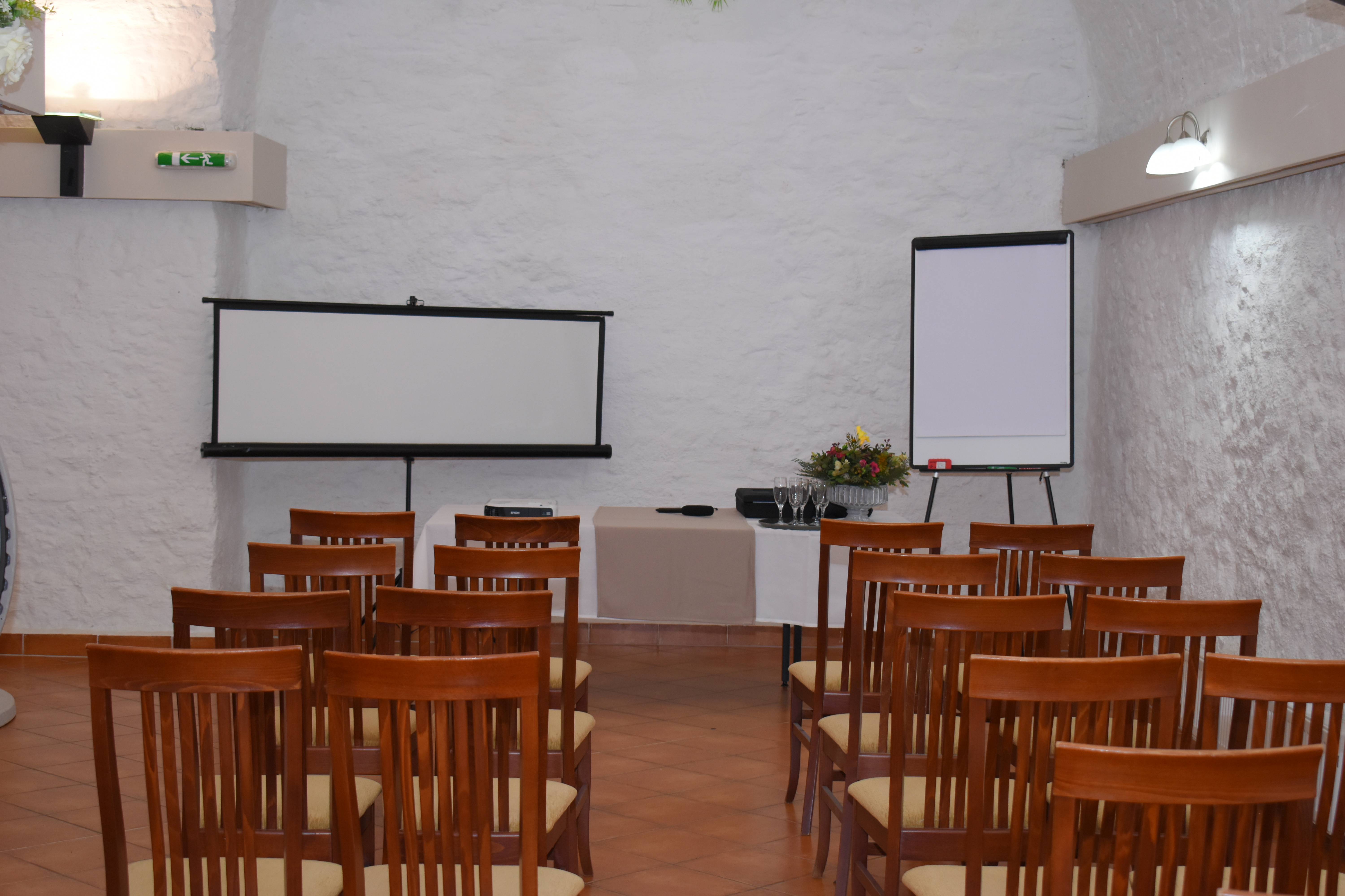 Teleki-Wattay Kastélyszálló Pomáz Lovagterem