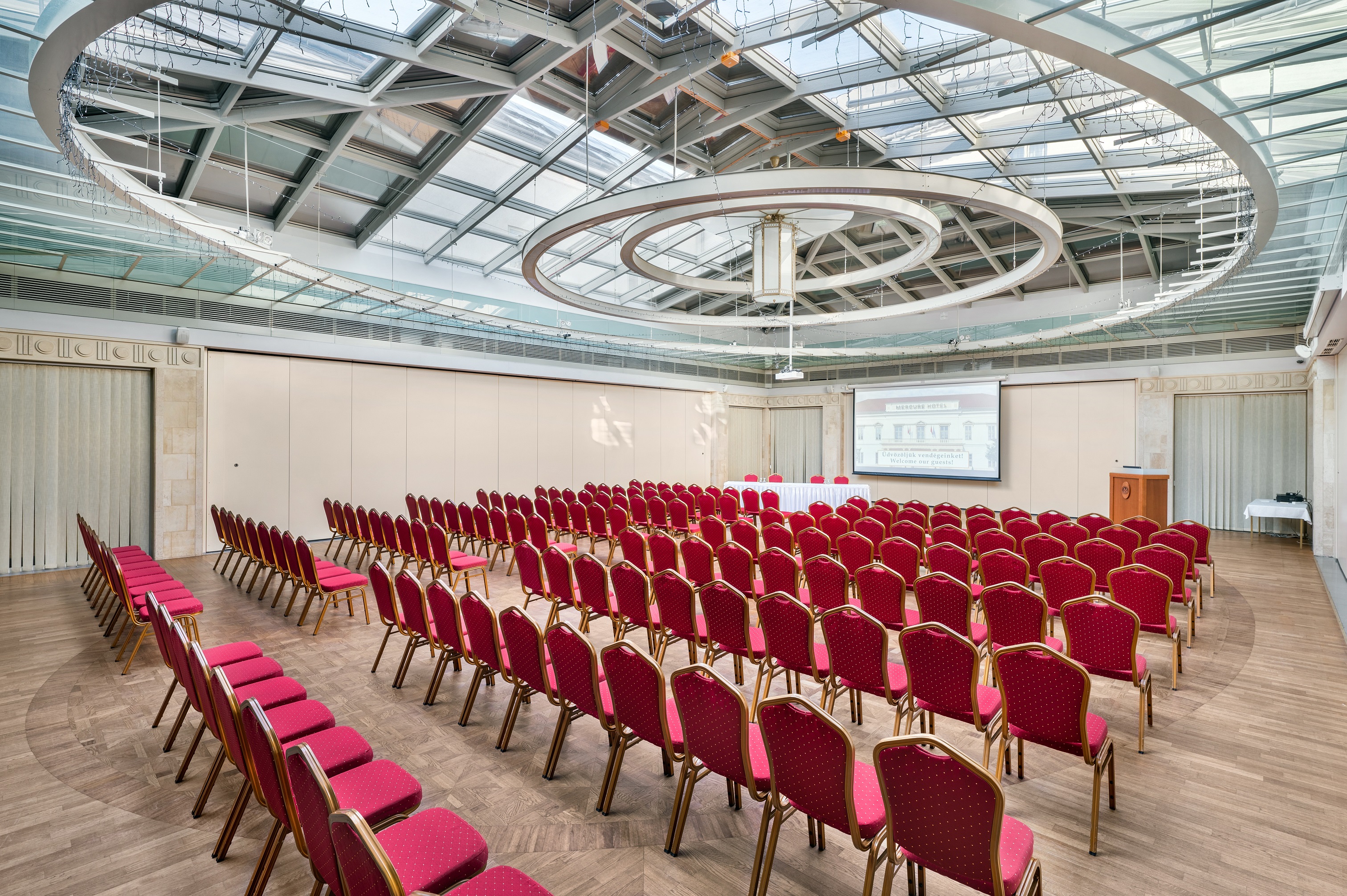 Mercure Székesfehérvár Magyar Király Rendezvényhelyszín