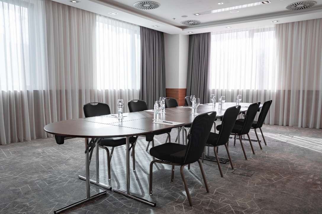 DoubleTree by Hilton Hotel Zagreb, Olive, cegeshelyszinek.hu