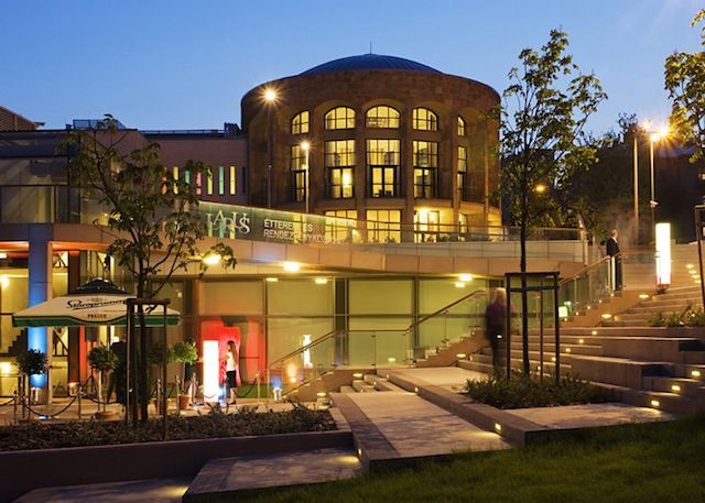 Larus Rendezvényház