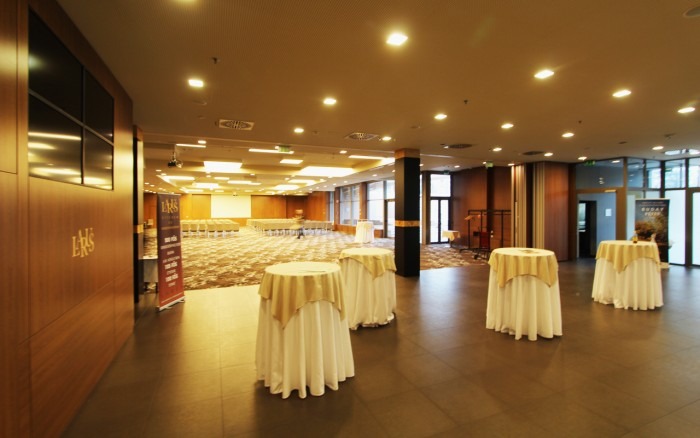 Larus Rendezvényház