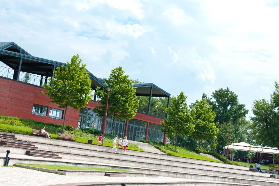 ÖbölHáz Rendezvényközpont