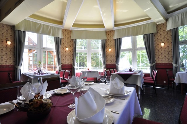 Búsuló Juhász Étterem