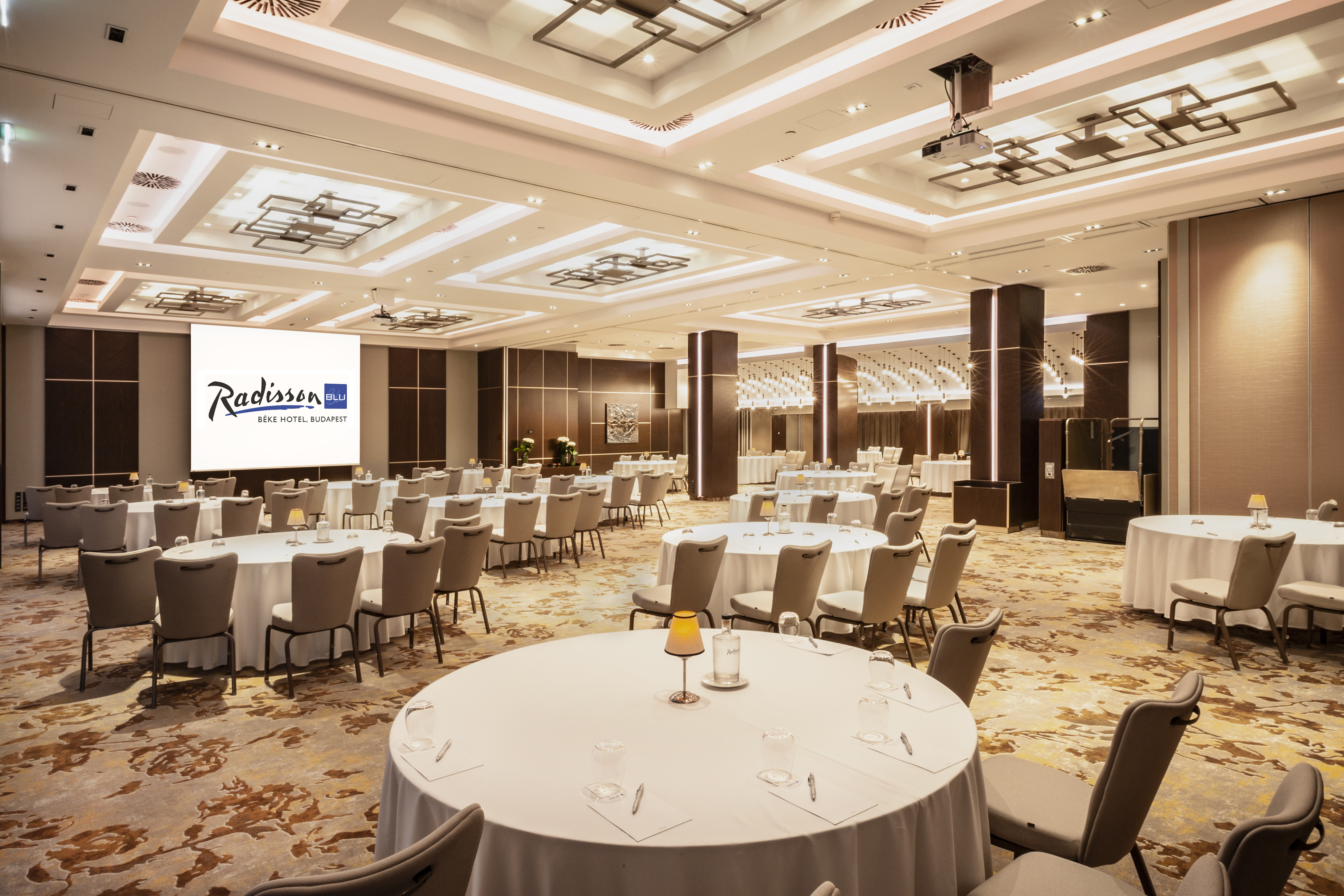 Radisson Blu Béke Hotel