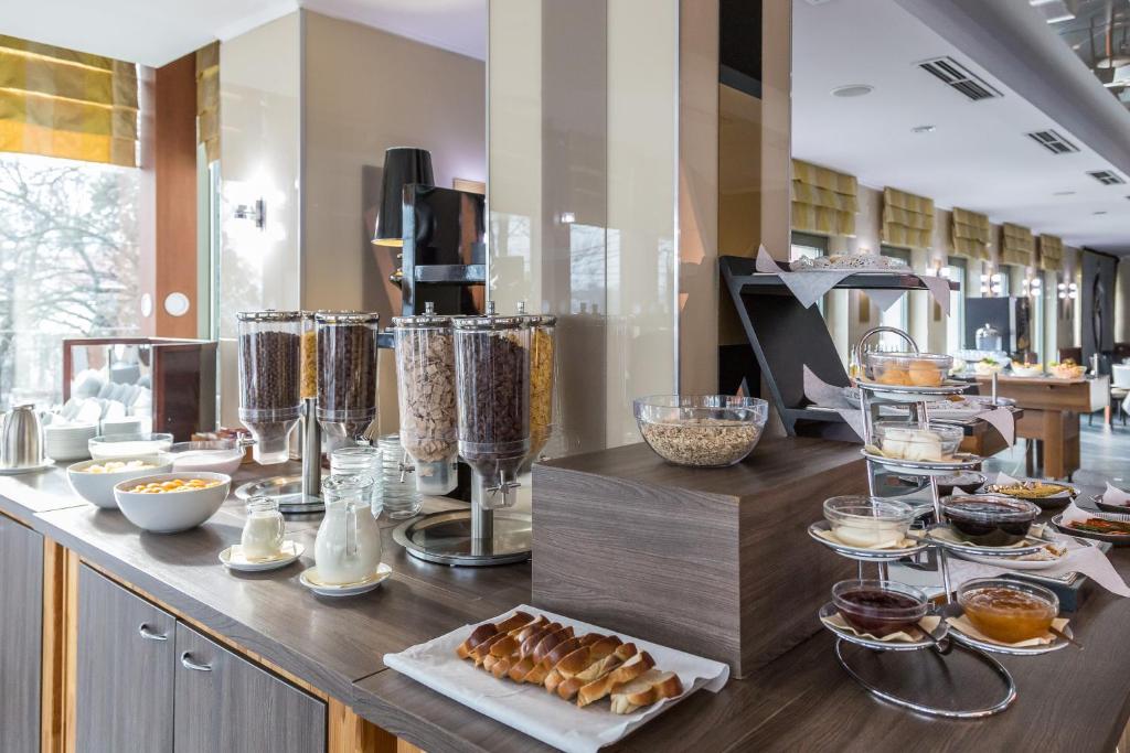 Holiday Beach Budapest Wellness & Conference Hotel