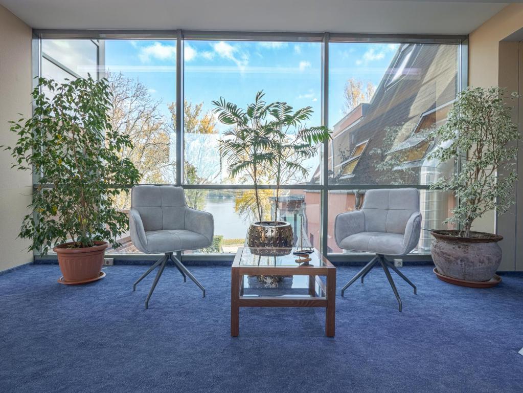 Holiday Beach Budapest Wellness & Conference Hotel