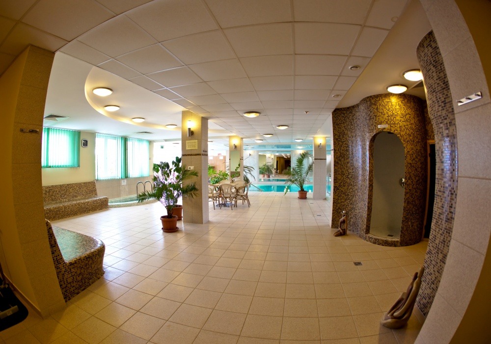 Granada Konferencia Wellness és Sport Hotel